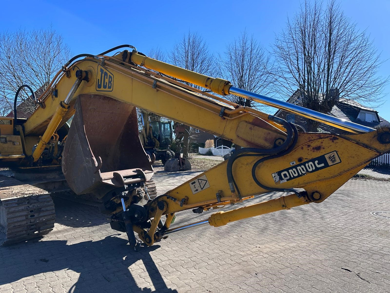 Escavatore cingolato JCB JS 220 LC ISUZU Turbo 175 Hp Rototilt Klima: foto 17