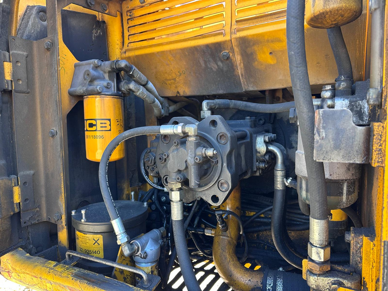 Escavatore cingolato JCB JS 220 LC ISUZU Turbo 175 Hp Rototilt Klima: foto 13
