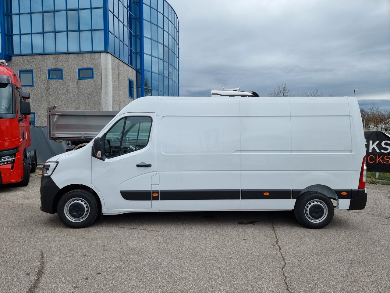 Renault Master L3H2 3,5t 150 PRO+ - Furgone chiuso: foto 2 Renault Master L3H2 3,5t 150 PRO+ - Furgone chiuso: foto 2