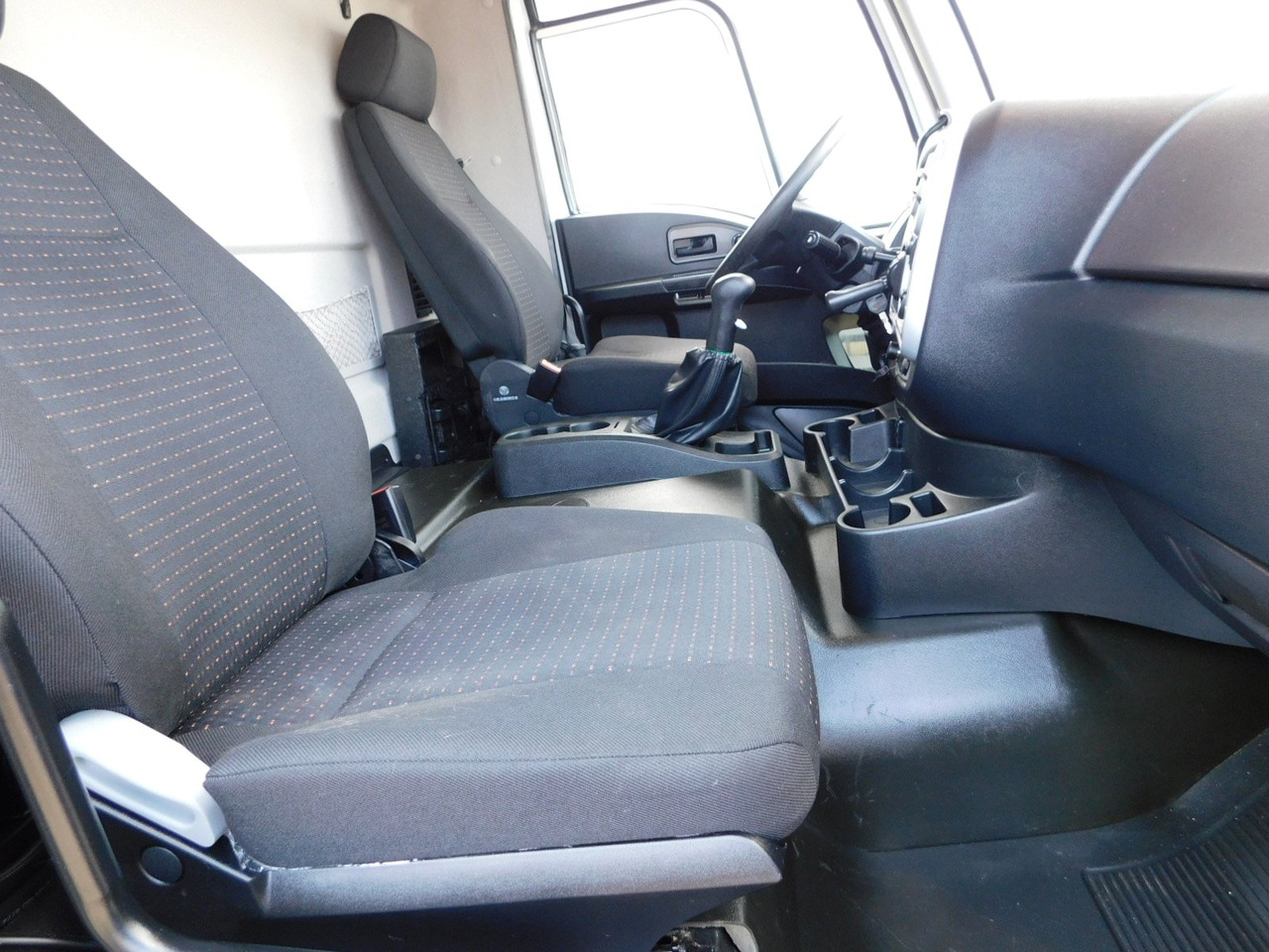 Ford 4142d 8x4 dcab e6 16s223 - Autocarro ribaltabile: foto 5 Ford 4142d 8x4 dcab e6 16s223 - Autocarro ribaltabile: foto 5