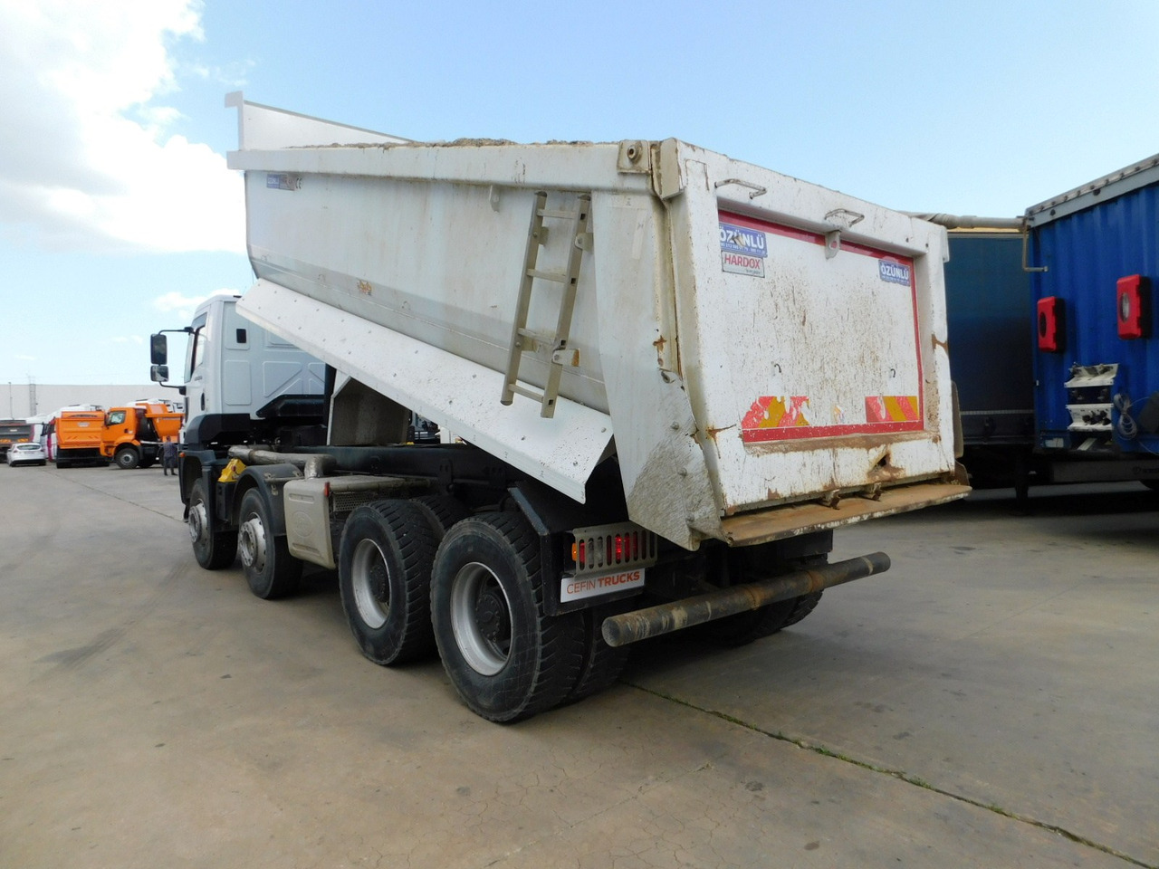 Ford 4142d 8x4 dcab e6 16s223 - Autocarro ribaltabile: foto 4 Ford 4142d 8x4 dcab e6 16s223 - Autocarro ribaltabile: foto 4