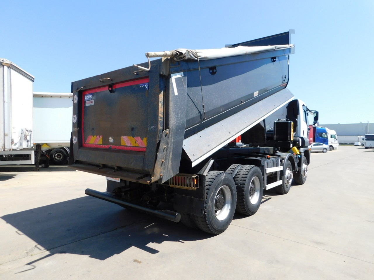 Ford 4142d 8x4 dcab e6 16s2230 - Autocarro ribaltabile: foto 3 Ford 4142d 8x4 dcab e6 16s2230 - Autocarro ribaltabile: foto 3