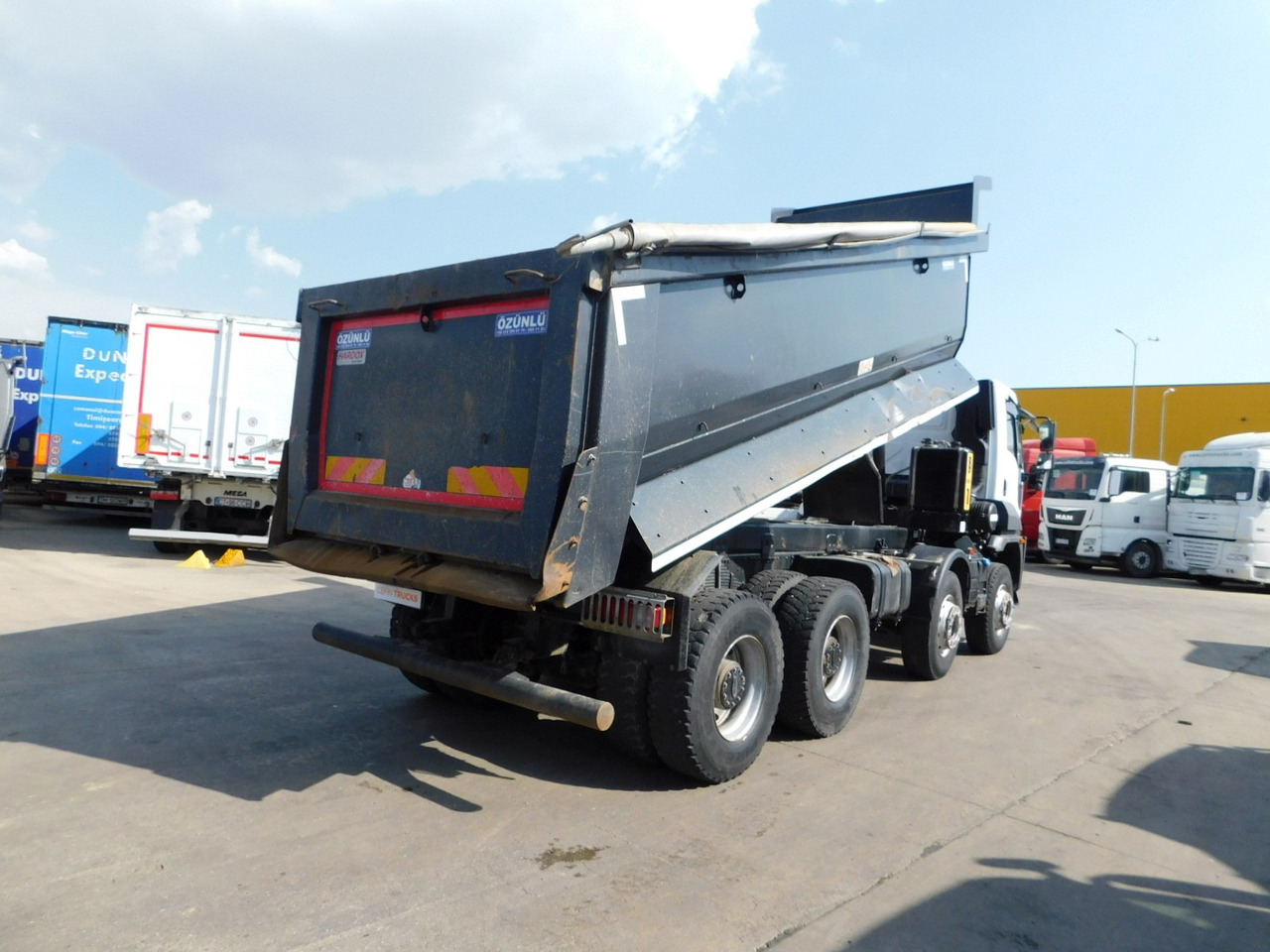Ford 4142d 8x4 dcab e6 16s2230 - Autocarro ribaltabile: foto 3 Ford 4142d 8x4 dcab e6 16s2230 - Autocarro ribaltabile: foto 3