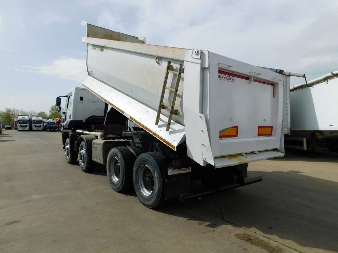 Ford 4142d 8x4 dcab e6 16s2230 - Autocarro ribaltabile: foto 4 Ford 4142d 8x4 dcab e6 16s2230 - Autocarro ribaltabile: foto 4