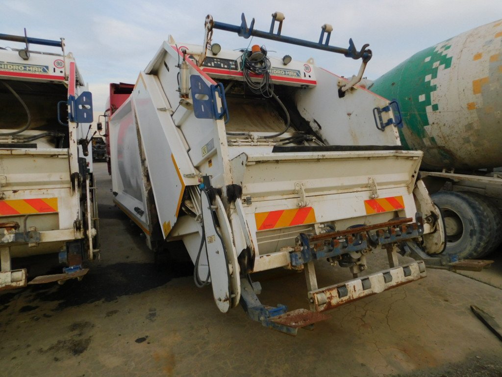 Carrozzeria per autocarro per rifiuti Hidro mak Compactor hidro mak 15 m3: foto 1