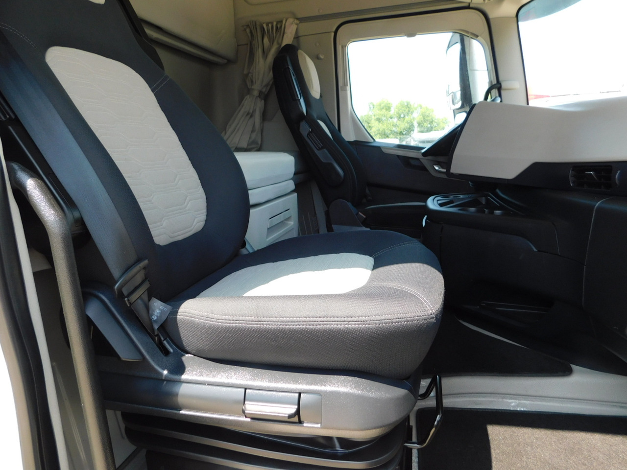 Ford F max 4x2 scab e6 12tx2620 ecotorq - Trattore stradale: foto 5 Ford F max 4x2 scab e6 12tx2620 ecotorq - Trattore stradale: foto 5