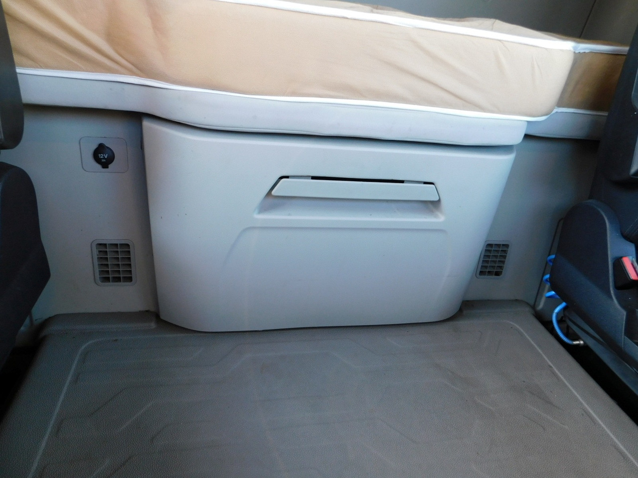 Trattore stradale Ford F max ll 4x2 scab e6 12tx2620: foto 8