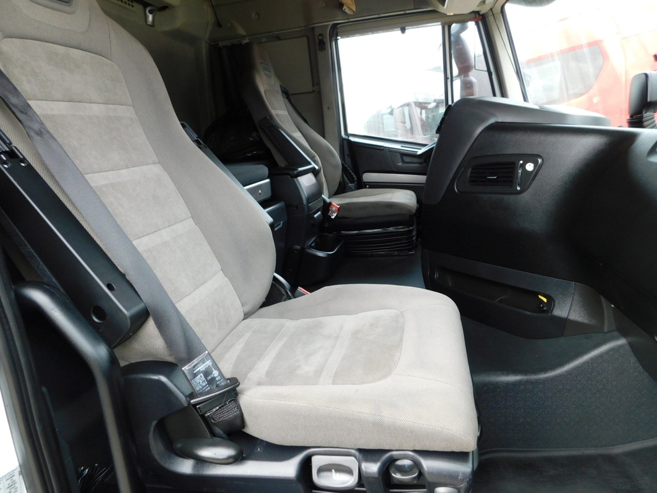 Iveco Stralis 420 - Trattore stradale: foto 5 Iveco Stralis 420 - Trattore stradale: foto 5