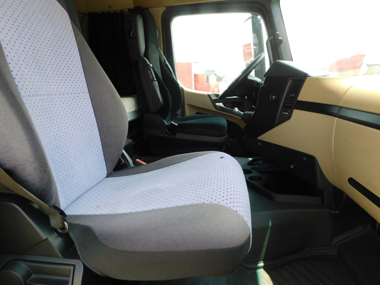 Mercedes Actros 1845 - Trattore stradale: foto 5 Mercedes Actros 1845 - Trattore stradale: foto 5