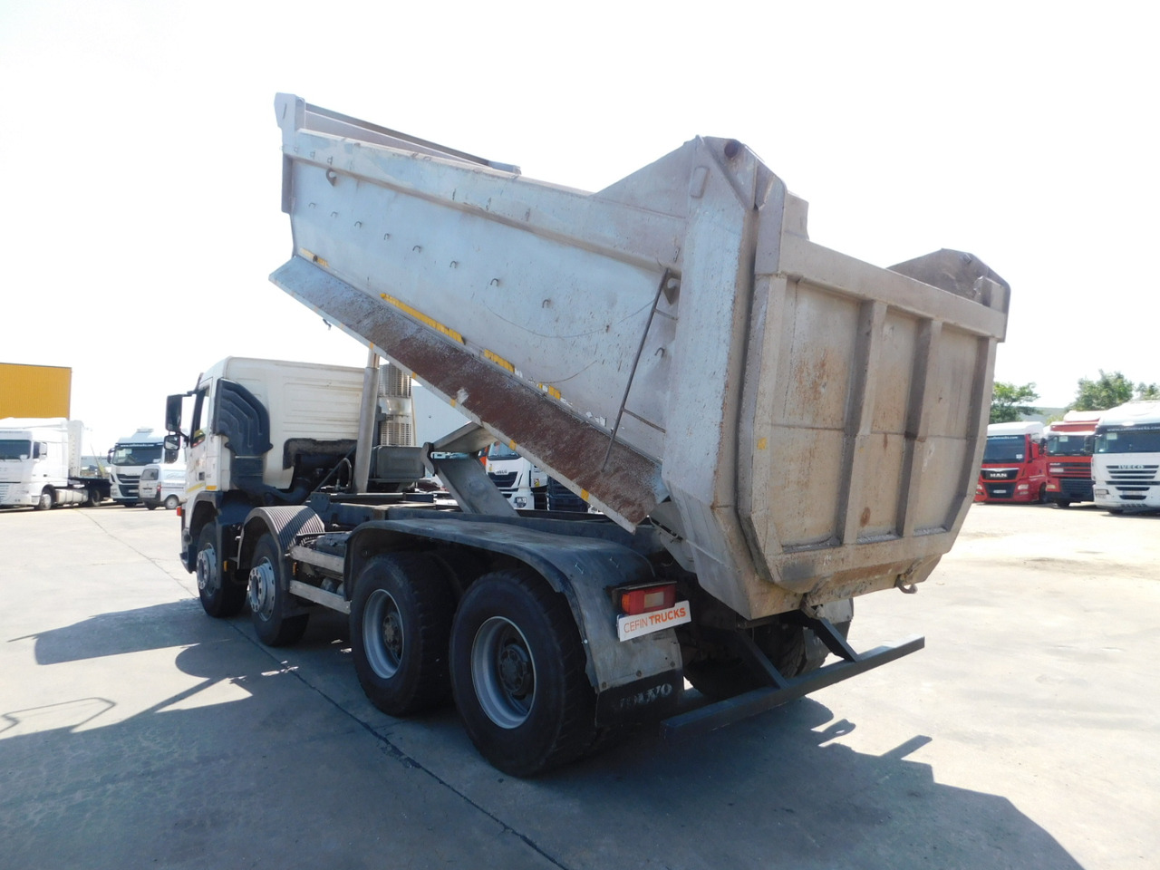 Volvo Fm 12 - Autocarro ribaltabile: foto 4 Volvo Fm 12 - Autocarro ribaltabile: foto 4