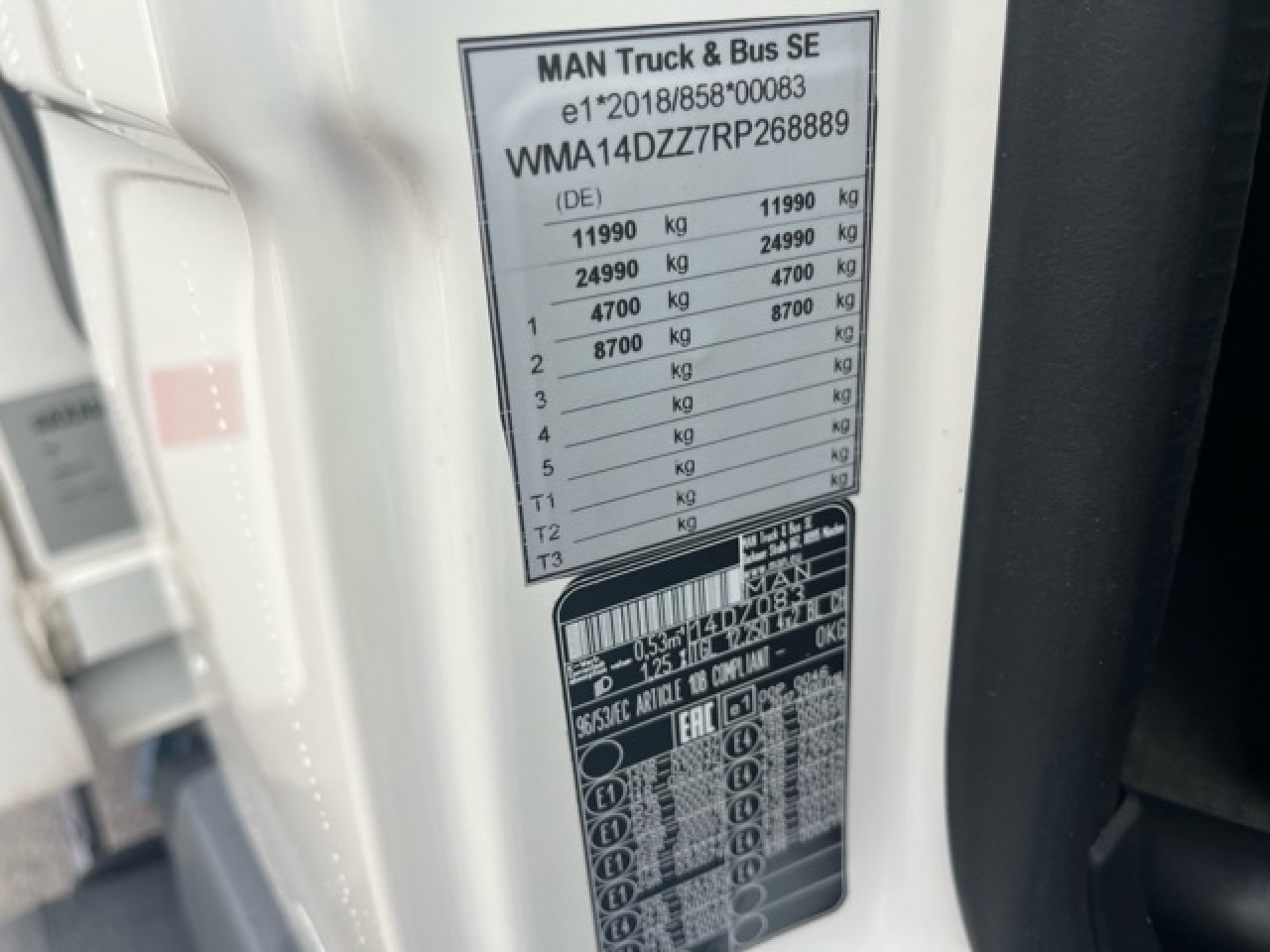 MAN TGL 12.250 4x2 BL CH Euro6 Klima AHK Luftfeder ZV - Autocarro furgonato: foto 2 MAN TGL 12.250 4x2 BL CH Euro6 Klima AHK Luftfeder ZV - Autocarro furgonato: foto 2