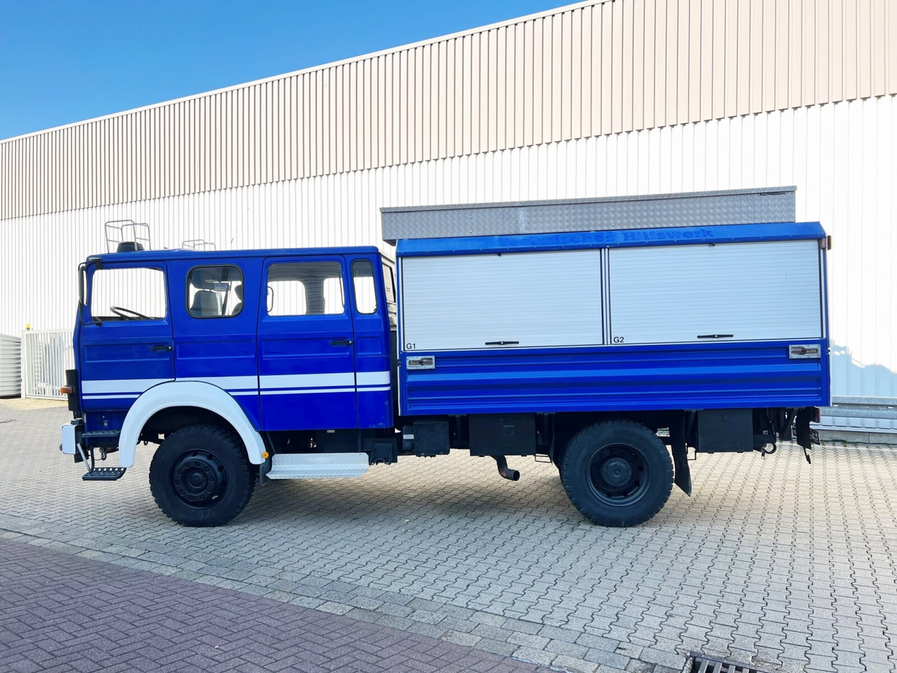 120-23 AW 4x4 Doka 120-23 AW 4x4 Doka, V8-Motor, Gerätewagen, Seilwinde - Autocarro con pianale/ Cassone fisso: foto 4 120-23 AW 4x4 Doka 120-23 AW 4x4 Doka, V8-Motor, Gerätewagen, Seilwinde - Autocarro con pianale/ Cassone fisso: foto 4