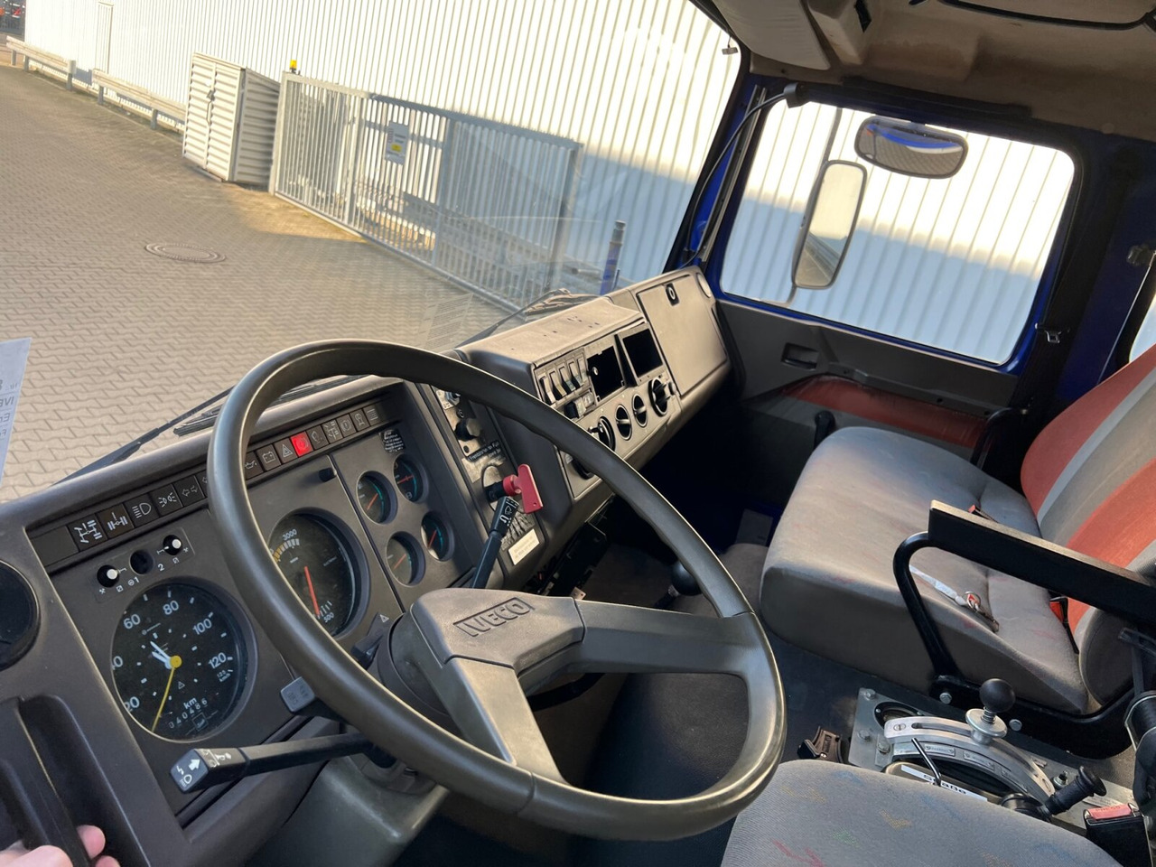 Autopompa 120-23 AW 4x4 Doka 120-23 AW 4x4 Doka, V8-Motor, Mannschaftswagen 16 Sitze, Seilwinde: foto 15