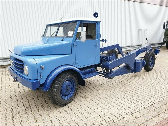AL 28 Ruthmann Hubwagen, 2,5t, 4x2 AL 28 Ruthmann Hubwagen, 2,5t, 4x2 - Autocarro multibenna: foto 1 AL 28 Ruthmann Hubwagen, 2,5t, 4x2 AL 28 Ruthmann Hubwagen, 2,5t, 4x2 - Autocarro multibenna: foto 1