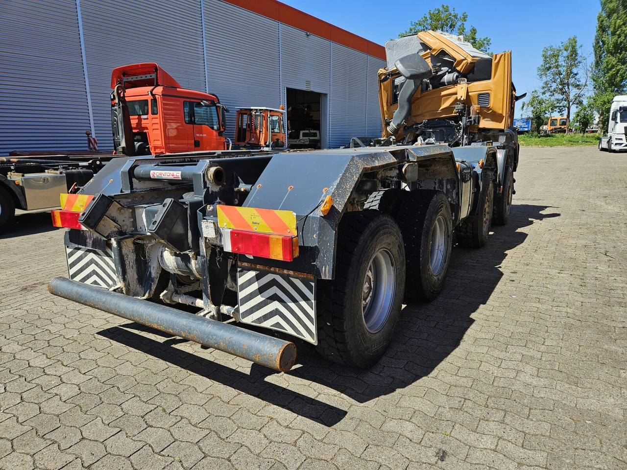 Autocarro telaio ASTRA HD9 86.50-90 8x6 ASTRA HD9 86.50-90 8x6, Unfallschaden, Cursor 13: foto 12 Autocarro telaio ASTRA HD9 86.50-90 8x6 ASTRA HD9 86.50-90 8x6, Unfallschaden, Cursor 13: foto 12