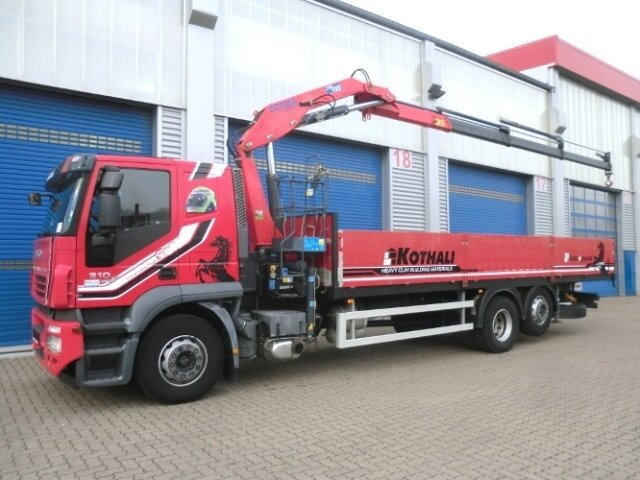 AT260S31Y/P 6x2 AT260S31Y/P 6x2 mit Kran Copma 150.3 - Camion con gru, Autocarro con pianale/ Cassone fisso: foto 1 AT260S31Y/P 6x2 AT260S31Y/P 6x2 mit Kran Copma 150.3 - Camion con gru, Autocarro con pianale/ Cassone fisso: foto 1