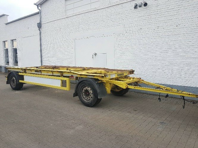 Abrollanhänger REA 18 EL Reisch Abrollanhänger REA-18EL, bis 7 m Behälter - Rimorchio scarrabile/ Multibenna: foto 1 Abrollanhänger REA 18 EL Reisch Abrollanhänger REA-18EL, bis 7 m Behälter - Rimorchio scarrabile/ Multibenna: foto 1