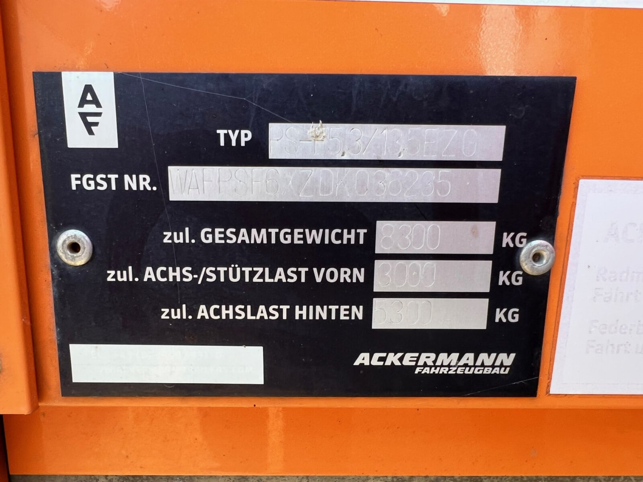 Ackermann PS-F 5.3/13.5 EZG SPS PS-F 5.3/13.5 EZG SPS, Edscha-Verdeck, Lenkachse - Semirimorchio centinato: foto 5 Ackermann PS-F 5.3/13.5 EZG SPS PS-F 5.3/13.5 EZG SPS, Edscha-Verdeck, Lenkachse - Semirimorchio centinato: foto 5