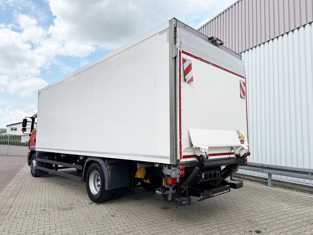 MAN TGM 18.250 4x2 LL TGM 18.250 4x2 LL, Kühlkoffer, Carrier, Trennwand, LBW BÄR - Camion: foto 3 MAN TGM 18.250 4x2 LL TGM 18.250 4x2 LL, Kühlkoffer, Carrier, Trennwand, LBW BÄR - Camion: foto 3