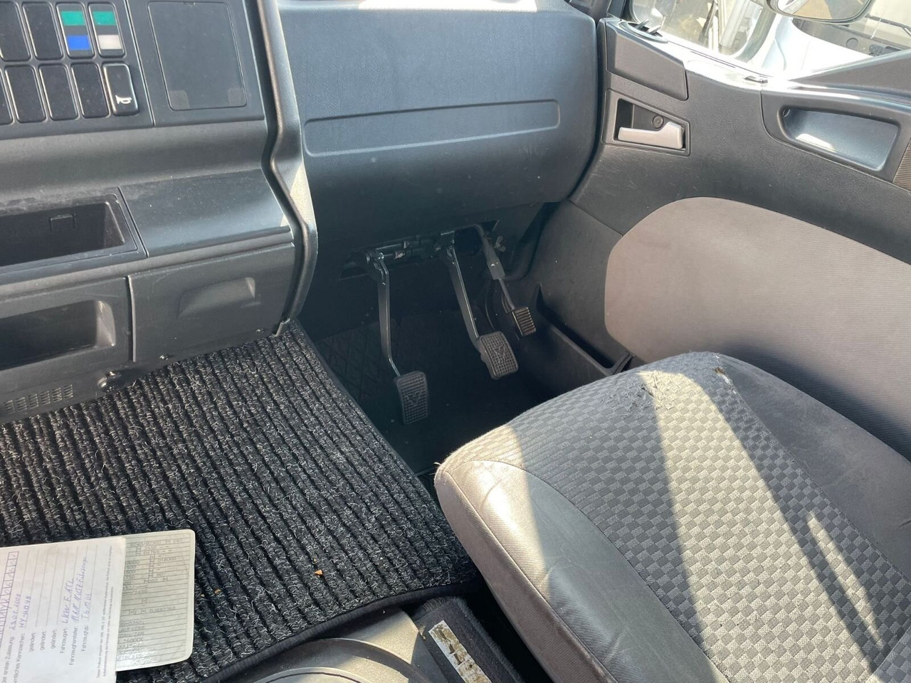 Leasing di MAN TGM 18.330 4X2 LL TGM 18.330 4X2 LL, Fahrschulausstattung MAN TGM 18.330 4X2 LL TGM 18.330 4X2 LL, Fahrschulausstattung: foto 7