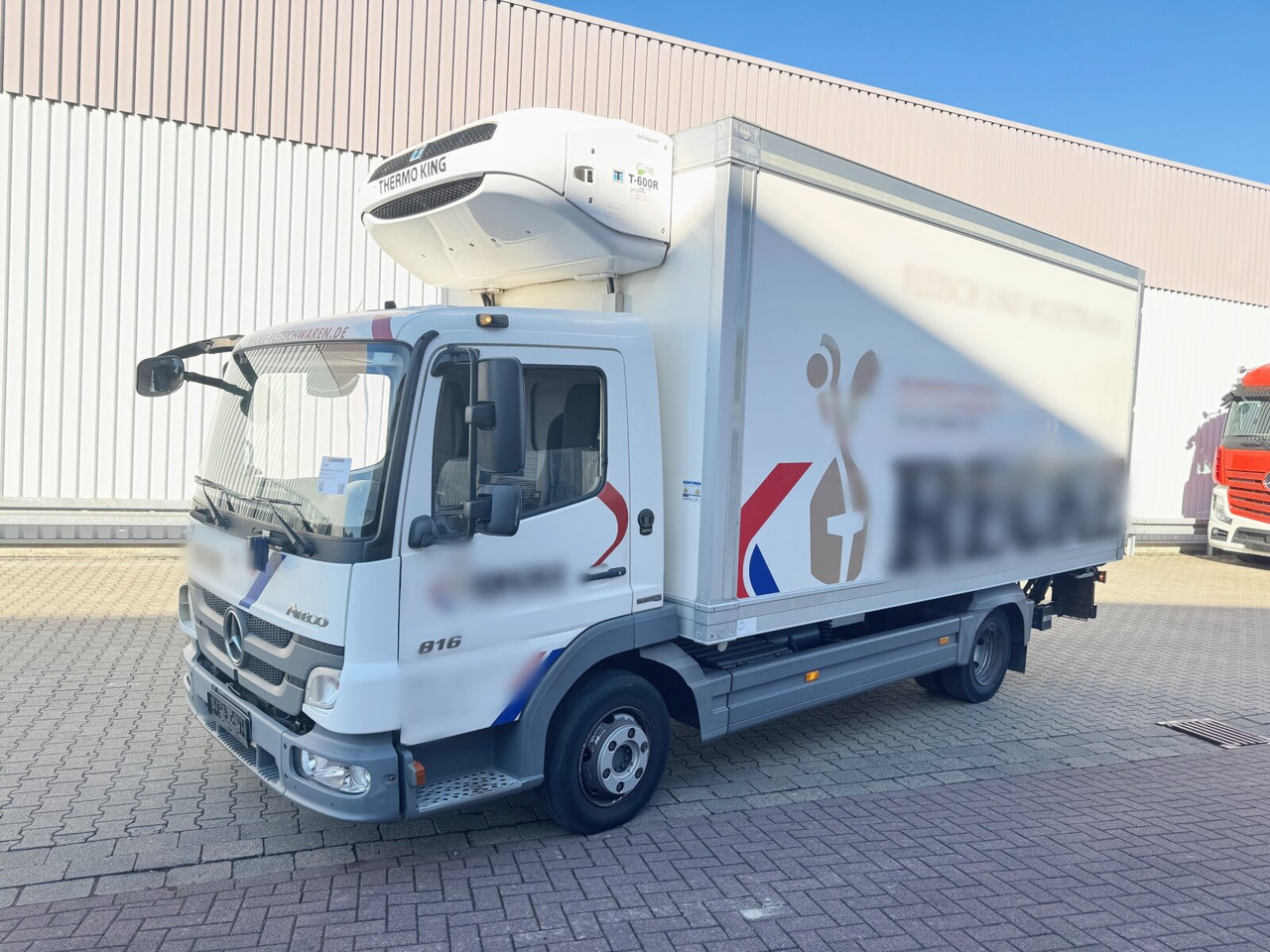 Mercedes-Benz Atego 816 L 4x2 Atego 816 L 4x2, Kühlkoffer, ThermoKing, Trennwand, LBW MBB - Camion: foto 1 Mercedes-Benz Atego 816 L 4x2 Atego 816 L 4x2, Kühlkoffer, ThermoKing, Trennwand, LBW MBB - Camion: foto 1