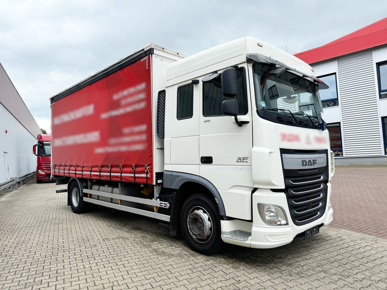 Leasing di DAF XF 410 FA 4x2 XF 410 FA 4x2, Fahrschule, 2x AHK, 6 Sitze DAF XF 410 FA 4x2 XF 410 FA 4x2, Fahrschule, 2x AHK, 6 Sitze: foto 7