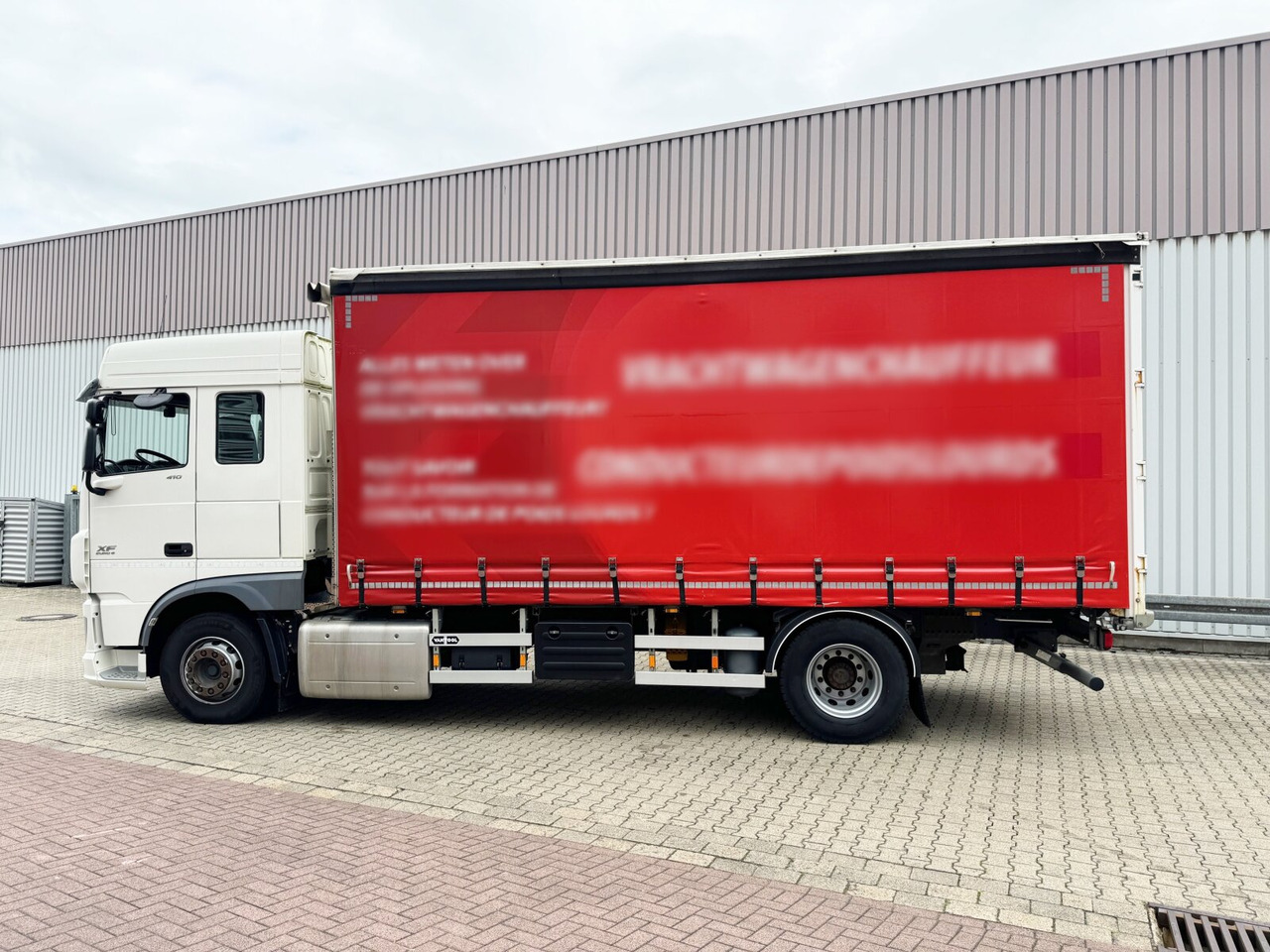 Leasing di DAF XF 410 FA 4x2 XF 410 FA 4x2, Fahrschule, 2x AHK, 6 Sitze DAF XF 410 FA 4x2 XF 410 FA 4x2, Fahrschule, 2x AHK, 6 Sitze: foto 12