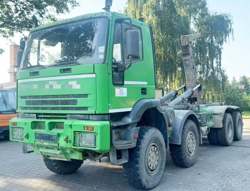 Euro Tech 410EH42 8x8 Euro Tech 410EH42 8x8, Abrollkipper - Autocarro scarrabile: foto 4 Euro Tech 410EH42 8x8 Euro Tech 410EH42 8x8, Abrollkipper - Autocarro scarrabile: foto 4