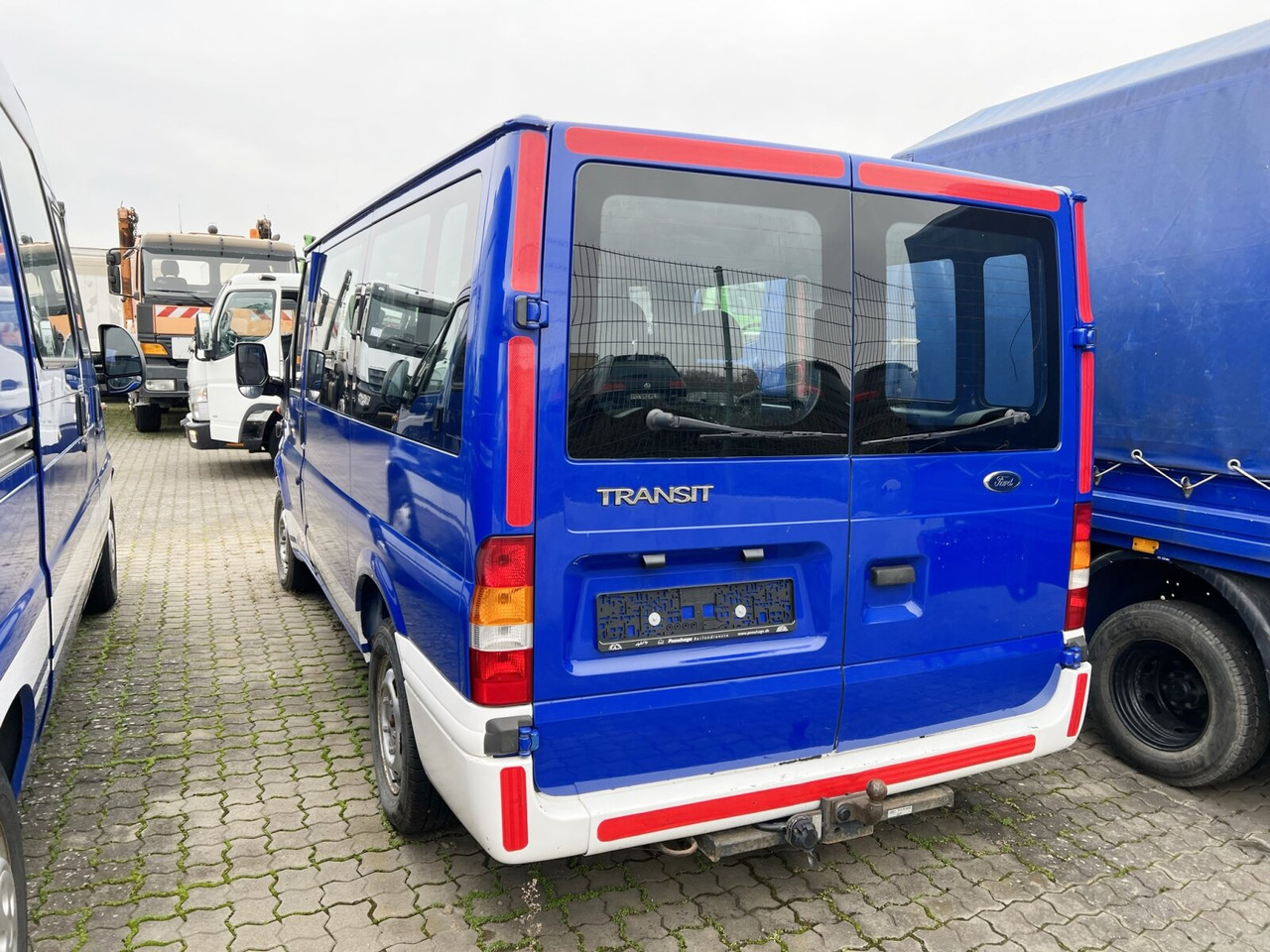 Ford Ford Transit 2,0 TDE 4x2 Ford Transit 2,0 TDE 4x2, EX-THW, 6 Sitze - Furgone doppia cabina: foto 3 Ford Ford Transit 2,0 TDE 4x2 Ford Transit 2,0 TDE 4x2, EX-THW, 6 Sitze - Furgone doppia cabina: foto 3