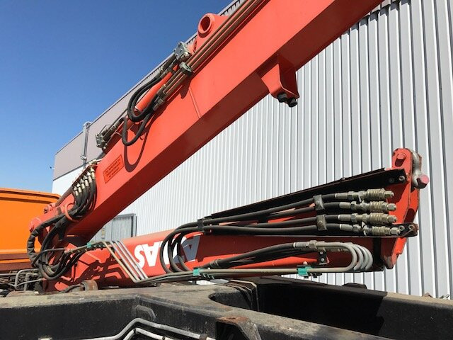 Ginaf GINC 3030 Ginaf GINC 3030 mit Heckkran Atlas AK 90.1 HDS - Camion con gru: foto 3 Ginaf GINC 3030 Ginaf GINC 3030 mit Heckkran Atlas AK 90.1 HDS - Camion con gru: foto 3