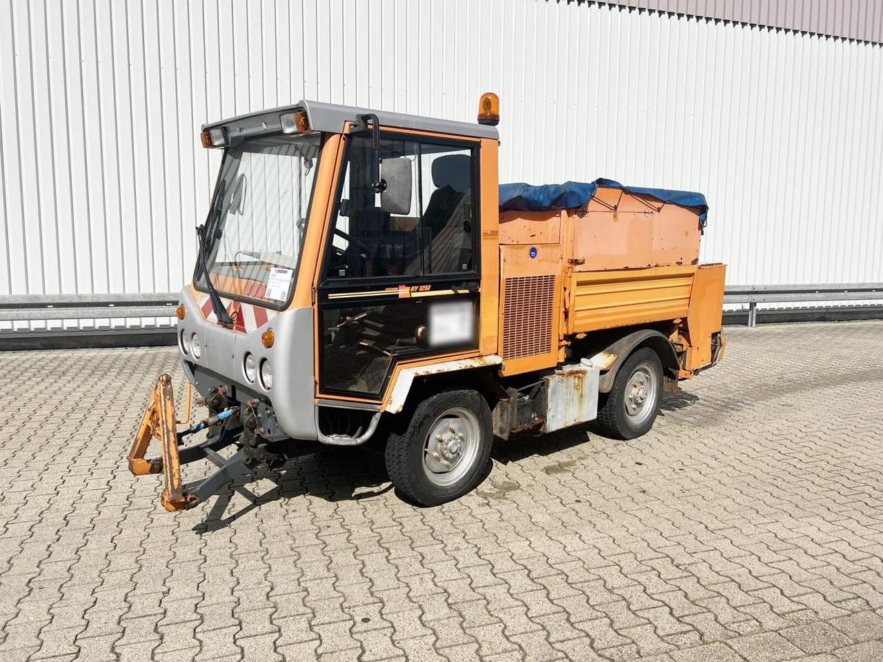 HY 1251 / 4x4 Bokimobil, Winterdienst, Kehr/Saugmaschine KIEFER HY 1251 / 4x4 Bokimobil, Winterdienst - Trattore comunale: foto 1 HY 1251 / 4x4 Bokimobil, Winterdienst, Kehr/Saugmaschine KIEFER HY 1251 / 4x4 Bokimobil, Winterdienst - Trattore comunale: foto 1