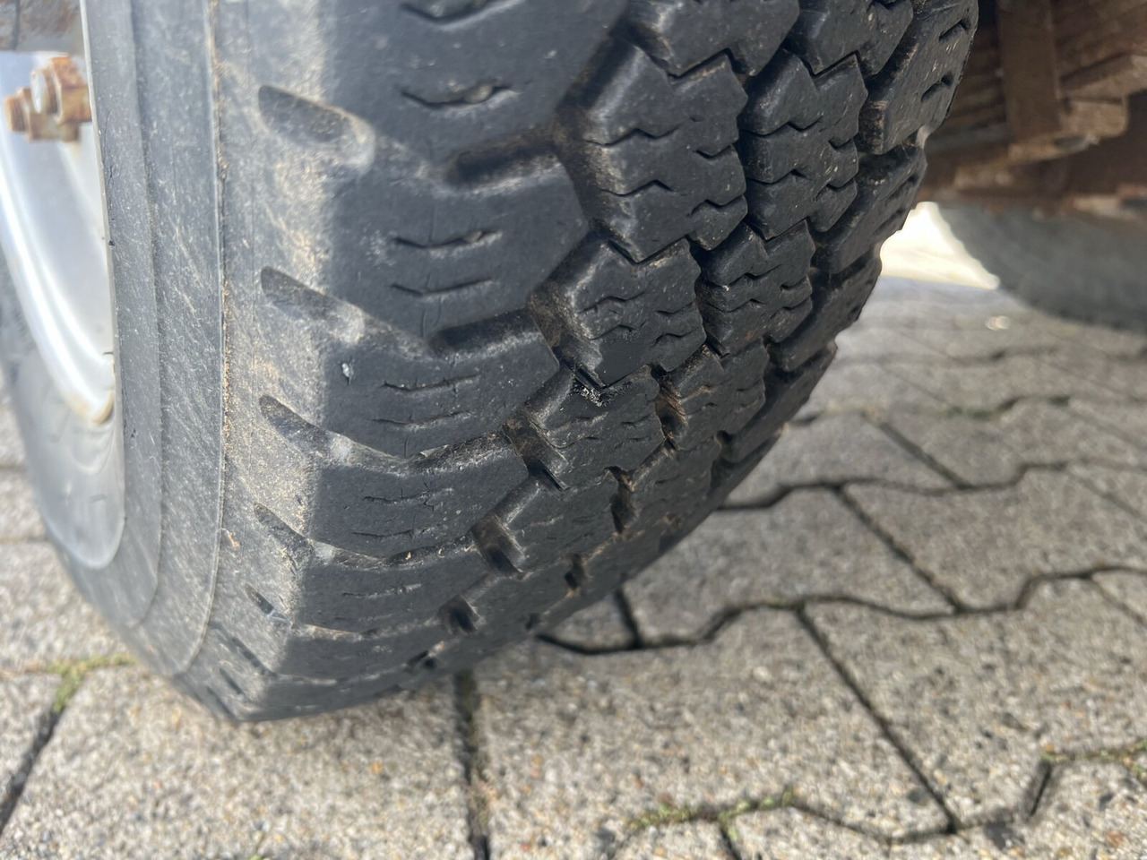 HY 1251 / 4x4 Bokimobil, Winterdienst, Kehr/Saugmaschine KIEFER HY 1251 / 4x4 Bokimobil, Winterdienst - Trattore comunale: foto 2 HY 1251 / 4x4 Bokimobil, Winterdienst, Kehr/Saugmaschine KIEFER HY 1251 / 4x4 Bokimobil, Winterdienst - Trattore comunale: foto 2
