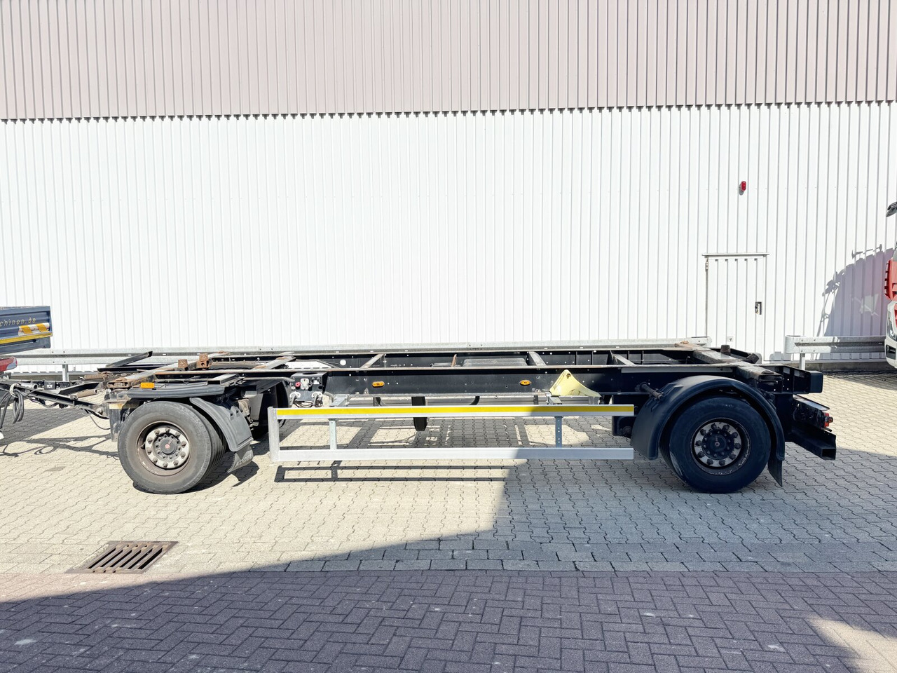 Kögel AW 18 AW 18 - Rimorchio portacontainer/ Caisse interchangeable: foto 3 Kögel AW 18 AW 18 - Rimorchio portacontainer/ Caisse interchangeable: foto 3