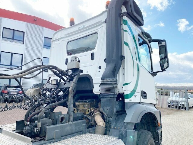 LIEBHERR Betonmischer ca. 10m³ LIEBHERR Betonmischer ca. 10m³, 6x Vorhanden! - Semirimorchio betoniera: foto 5 LIEBHERR Betonmischer ca. 10m³ LIEBHERR Betonmischer ca. 10m³, 6x Vorhanden! - Semirimorchio betoniera: foto 5