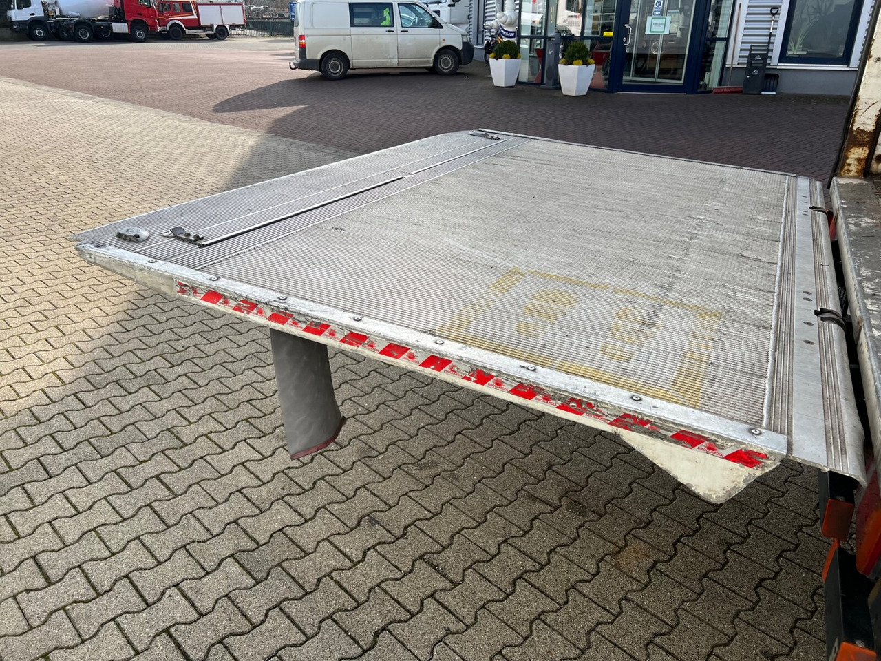Autocarro furgonato MAN TGL 12.250/340 4X2 BL TGL 12.250/340 4X2 BL mit Dhollandia LBW, 42 cbm: foto 11