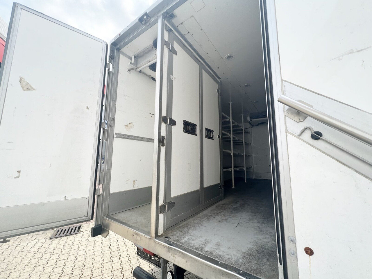 MAN TGL 8.180 4x2 BL TGL 8.180 4x2 BL, Kühlkoffer, Carrier Supra 850Mi - Autocarro frigorifero: foto 5 MAN TGL 8.180 4x2 BL TGL 8.180 4x2 BL, Kühlkoffer, Carrier Supra 850Mi - Autocarro frigorifero: foto 5