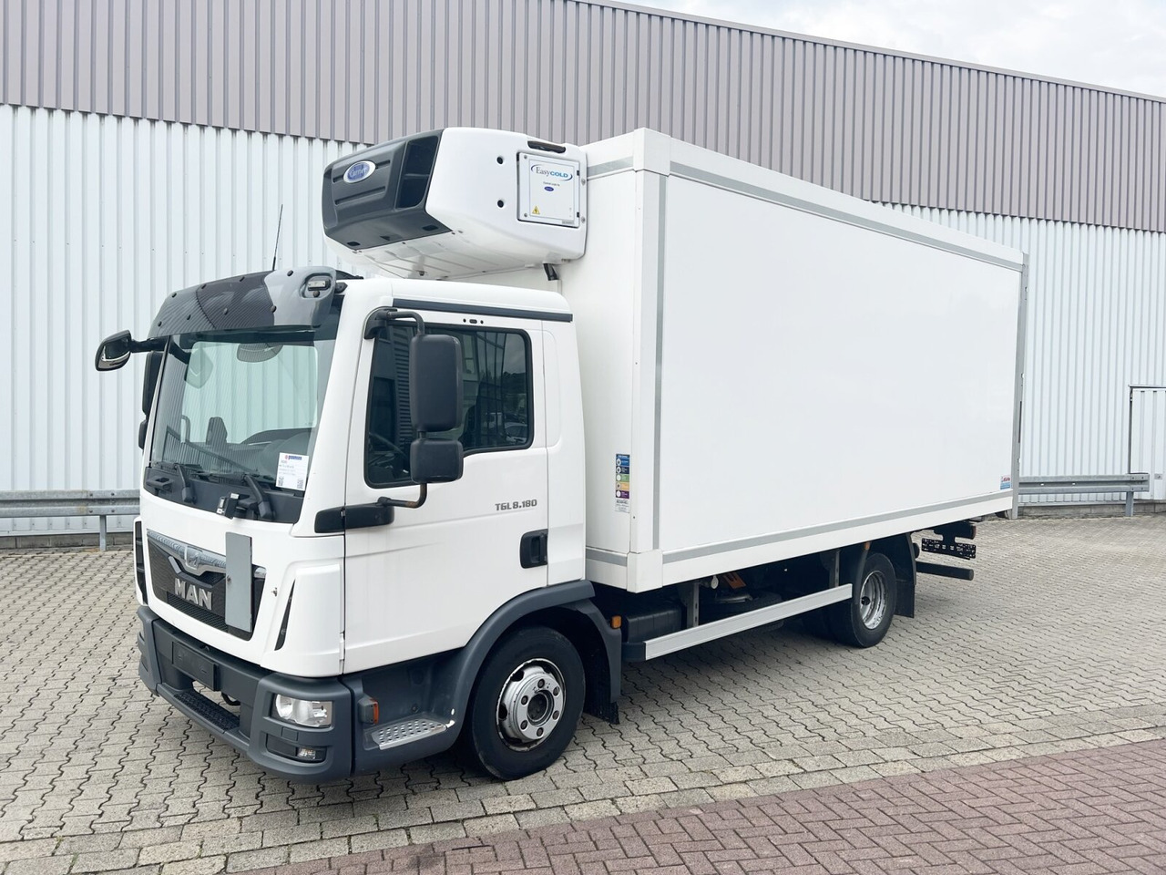 MAN TGL 8.180 4x2 BL TGL 8.180 4x2 BL, Kühlkoffer, Carrier Supra 850Mi - Autocarro frigorifero: foto 1 MAN TGL 8.180 4x2 BL TGL 8.180 4x2 BL, Kühlkoffer, Carrier Supra 850Mi - Autocarro frigorifero: foto 1