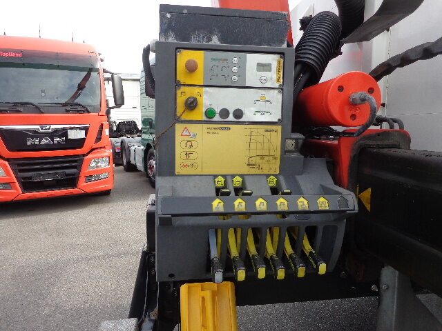 MAN TGM 26.340 6x2-4 LL TGM 26.340 6x2-4 LL,Lenk-Liftachse, Heckkran, Palfinger PK 11.001, faltbar, - Camion con gru, Autocarro con pianale/ Cassone fisso: foto 2 MAN TGM 26.340 6x2-4 LL TGM 26.340 6x2-4 LL,Lenk-Liftachse, Heckkran, Palfinger PK 11.001, faltbar, - Camion con gru, Autocarro con pianale/ Cassone fisso: foto 2