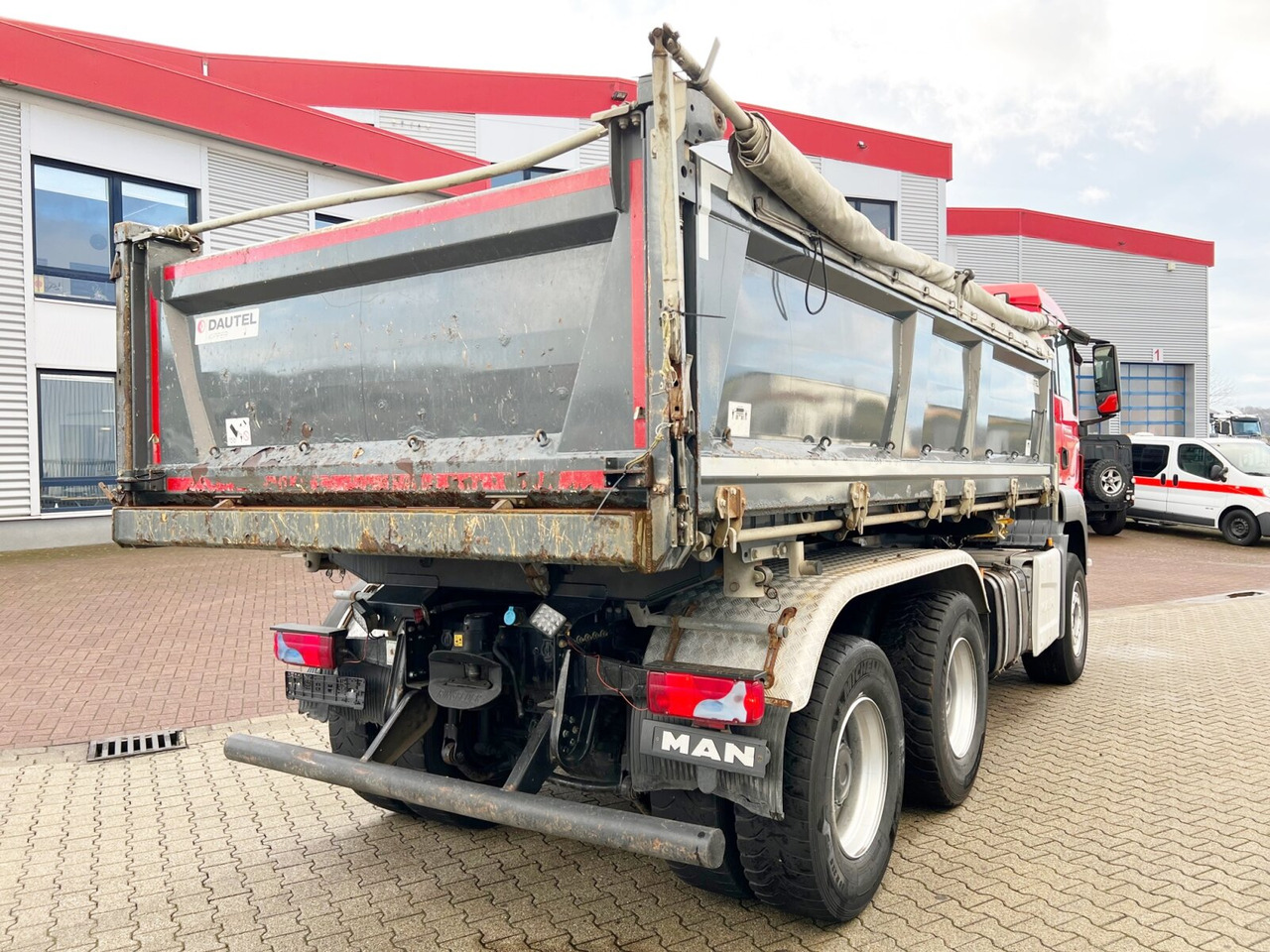 Autocarro ribaltabile MAN TGS 26.460 6x4 BB TGS 26.460 6x4 BB, Intarder, Bordmatik: foto 9
