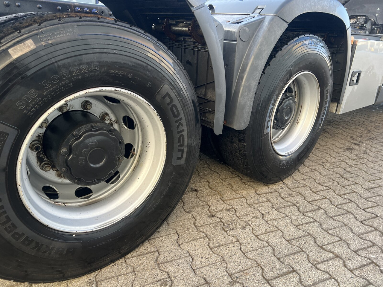 MAN TGS 26.500 6X6 BL TGS 26.500 6X6 BL, Intarder - Autocarro scarrabile: foto 4 MAN TGS 26.500 6X6 BL TGS 26.500 6X6 BL, Intarder - Autocarro scarrabile: foto 4
