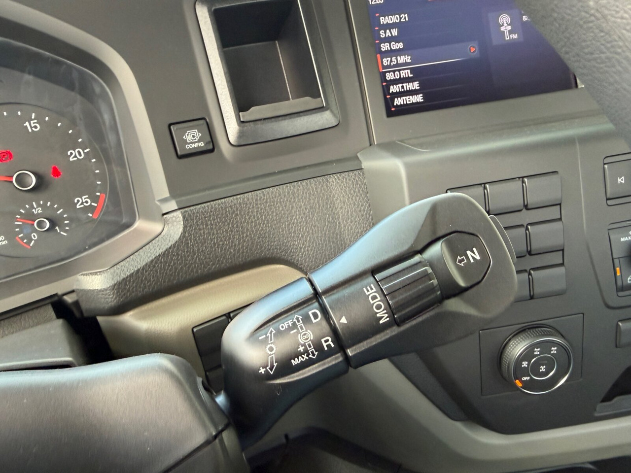 MAN TGS 33.440 6x6 BB CH TGS 33.440 6x6 BB CH, Hohe Bauart, Nebenantrieb - Autocarro telaio: foto 4 MAN TGS 33.440 6x6 BB CH TGS 33.440 6x6 BB CH, Hohe Bauart, Nebenantrieb - Autocarro telaio: foto 4