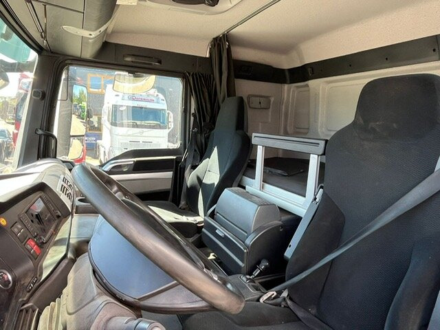 MAN TGS 35.500 8x4-4 BL TGS 35.500 8x4-4 BL, Lenk-/Liftachse, Kran HMF 3220-K6, Funk - Autocarro scarrabile, Camion con gru: foto 4 MAN TGS 35.500 8x4-4 BL TGS 35.500 8x4-4 BL, Lenk-/Liftachse, Kran HMF 3220-K6, Funk - Autocarro scarrabile, Camion con gru: foto 4