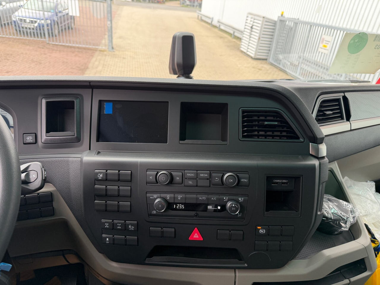 MAN TGS 41.480 8x4 BB CH TGS 41.480 8x4 BB CH, MEHRFACH VORHANDEN! - Autocarro telaio: foto 4 MAN TGS 41.480 8x4 BB CH TGS 41.480 8x4 BB CH, MEHRFACH VORHANDEN! - Autocarro telaio: foto 4