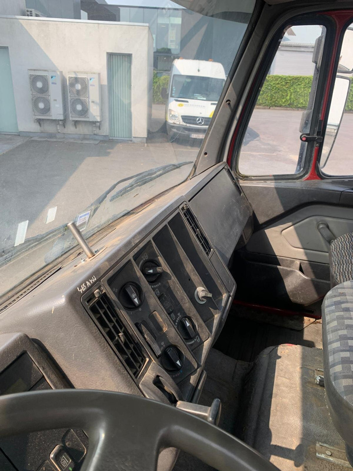 Mercedes-Benz -1722 1722 4x2 - Autocarro ribaltabile, Camion con gru: foto 2 Mercedes-Benz -1722 1722 4x2 - Autocarro ribaltabile, Camion con gru: foto 2