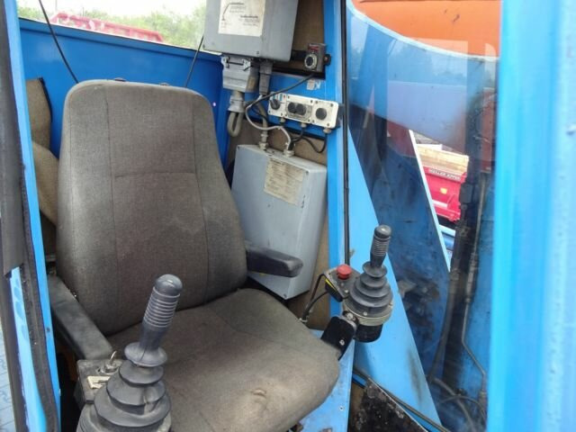 Mercedes-Benz 2638 K 6x4 mit Heckkran Palfinger PK 68000 2638 K 6x4 mit Heckkran Palfinger PK 68000 - Camion con gru, Autocarro con pianale/ Cassone fisso: foto 5 Mercedes-Benz 2638 K 6x4 mit Heckkran Palfinger PK 68000 2638 K 6x4 mit Heckkran Palfinger PK 68000 - Camion con gru, Autocarro con pianale/ Cassone fisso: foto 5