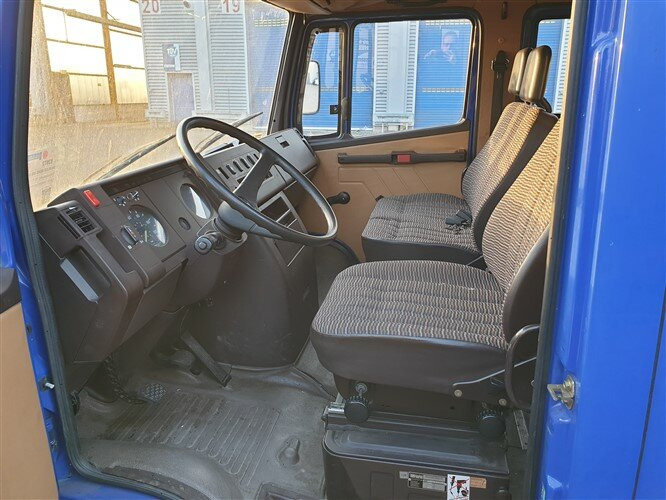 Camion centinato Mercedes-Benz 508 D 4x2 Doka 508 D 4x2 Doka, EX-THW: foto 14 Camion centinato Mercedes-Benz 508 D 4x2 Doka 508 D 4x2 Doka, EX-THW: foto 14