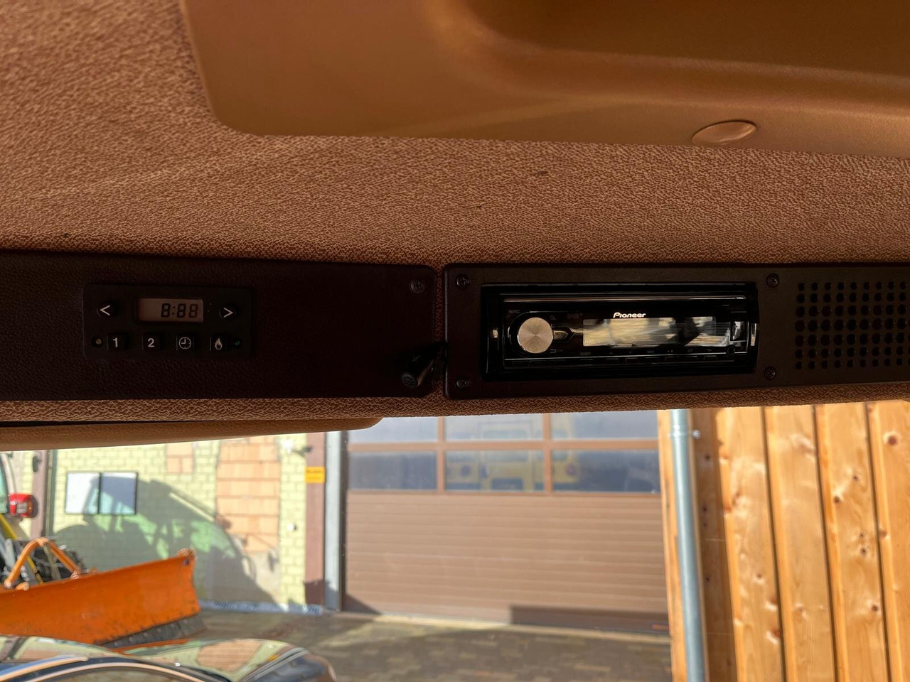 Mercedes-Benz 914 K 4x2 914 K 4x2 - Autocarro ribaltabile: foto 2 Mercedes-Benz 914 K 4x2 914 K 4x2 - Autocarro ribaltabile: foto 2