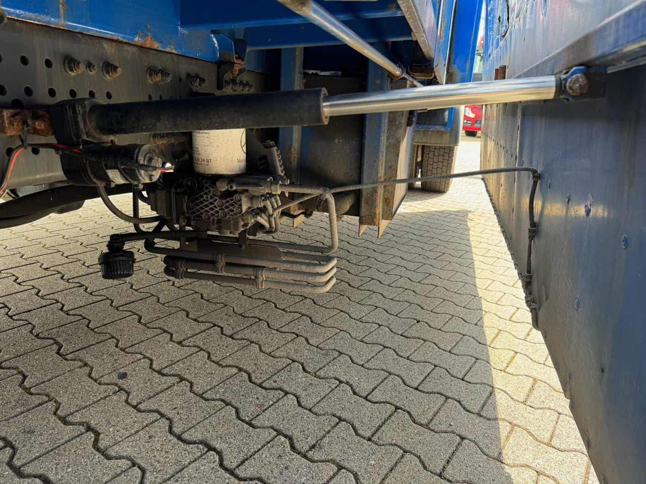 Mercedes-Benz Actros 1836 L 4x2 Actros 1836 L 4x2, Glastransporter, Heckkran Palfinger Pk 12002-EH, Funk - Camion con gru: foto 2 Mercedes-Benz Actros 1836 L 4x2 Actros 1836 L 4x2, Glastransporter, Heckkran Palfinger Pk 12002-EH, Funk - Camion con gru: foto 2