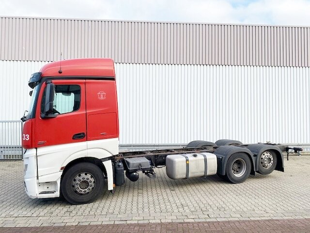 Autocarro telaio Mercedes-Benz Actros 2545 L 6x2 Actros 2545 L 6x2, StreamSpace, Liftachse, Bi-Xenon: foto 12