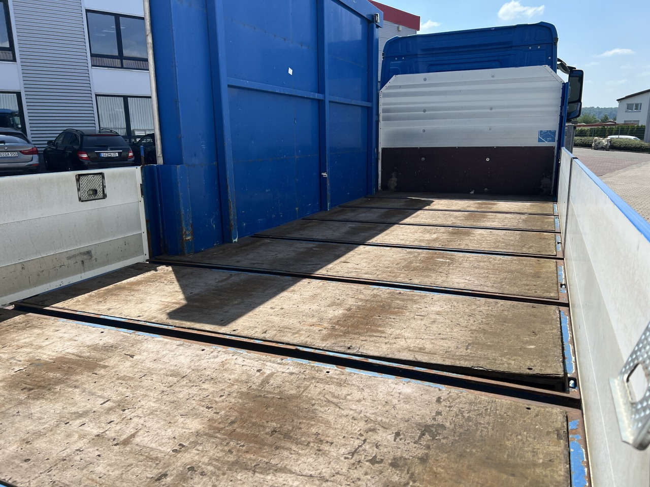 Mercedes-Benz Antos 1836 L 4x2 Antos 1836 L 4x2, Glastransporter, Heckkran Palfinger Pk 12002-EH, Funk - Camion con gru: foto 5 Mercedes-Benz Antos 1836 L 4x2 Antos 1836 L 4x2, Glastransporter, Heckkran Palfinger Pk 12002-EH, Funk - Camion con gru: foto 5